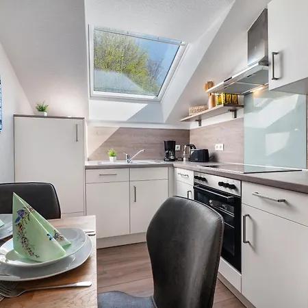 Ξενοδοχείο με διαμερίσματα Gaestehaus Anna 3*